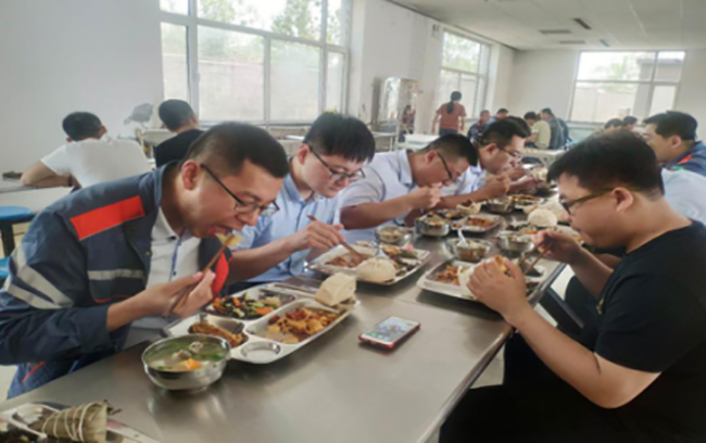 ���¶�������������Ʈ��--�¶���ڼ���һ�ߵ�pp�������չ�����