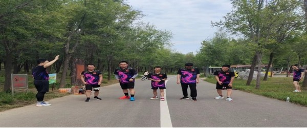 �����ഺ��������ͬҵ���ʼ첿�Ž�ԽҰ������ 